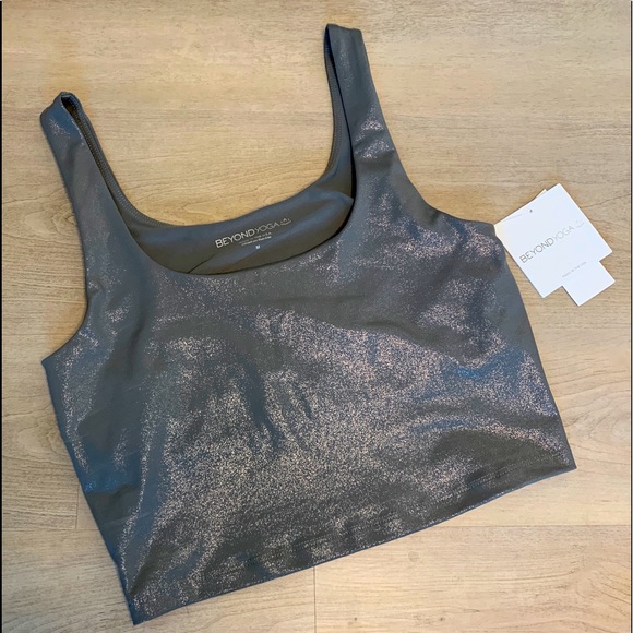 NWT Beyond Yoga Square Neck Crop Top - Picture 1 of 3